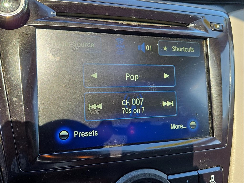 Used 2015 Honda Odyssey EX-L image 18