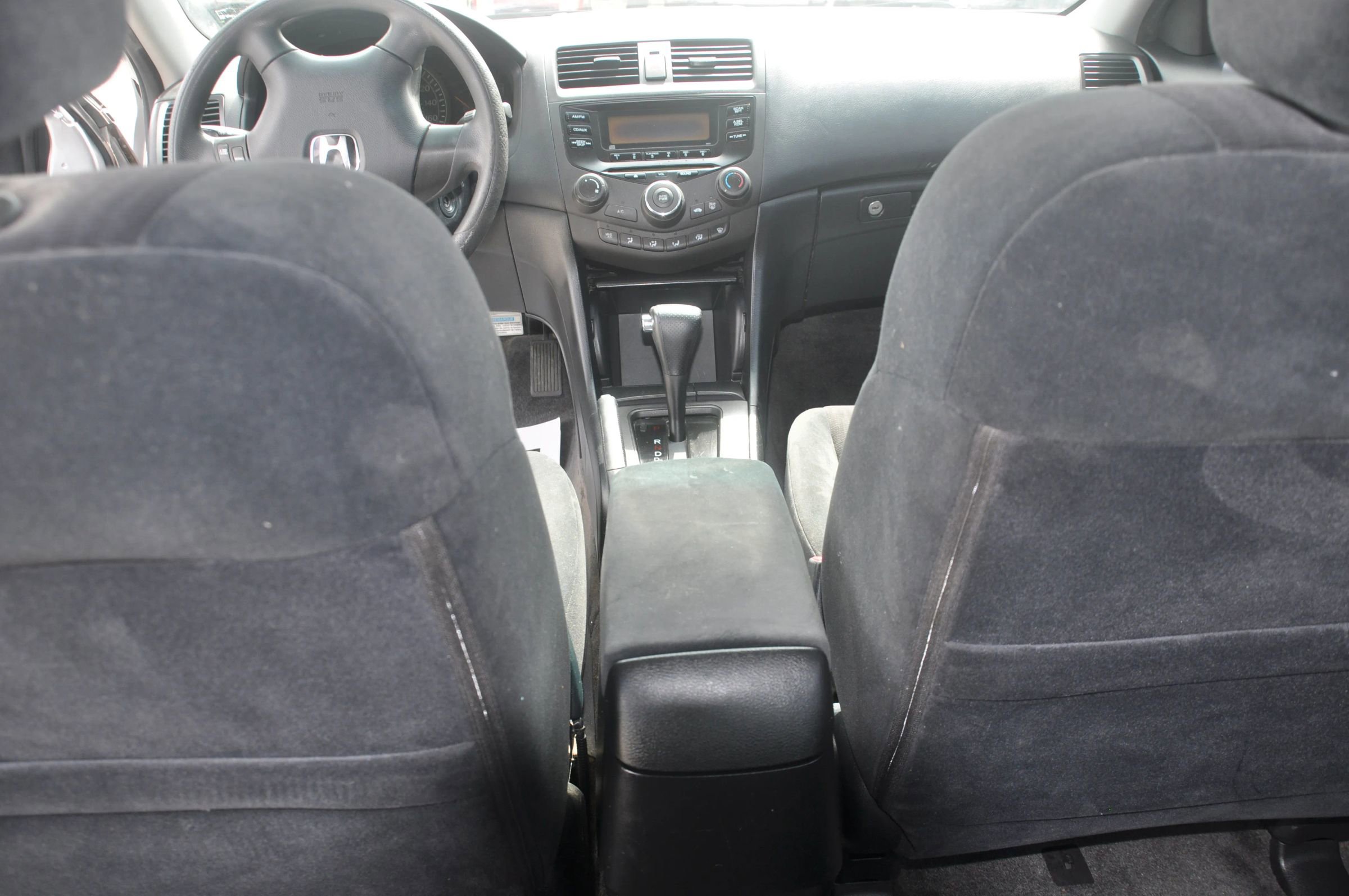 Used 2004 Honda Accord LX image 14