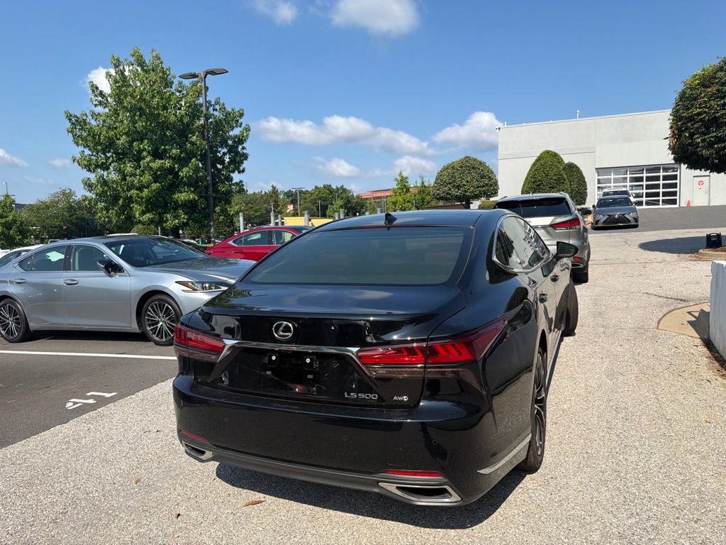 Used 2023 Lexus LS 500 AWD w/ Luxury Package image 11