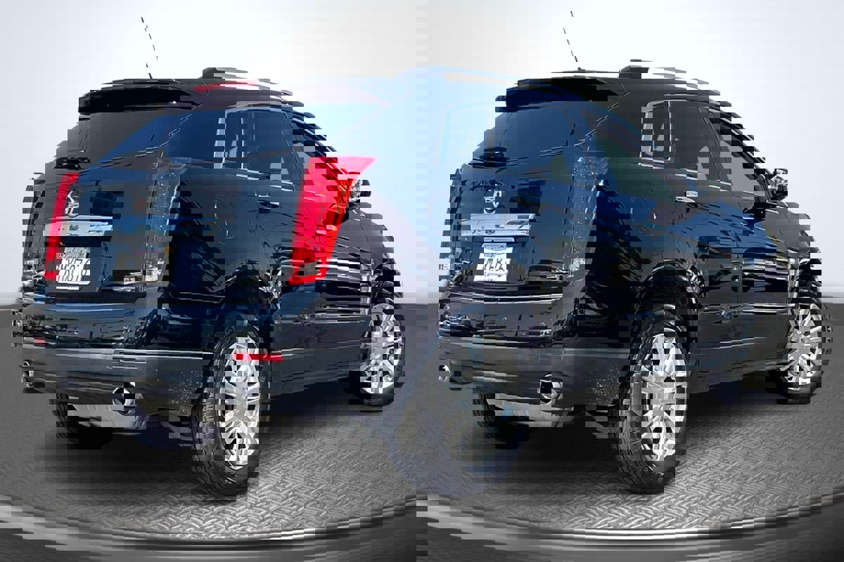 Used 2016 Cadillac SRX Luxury image 13