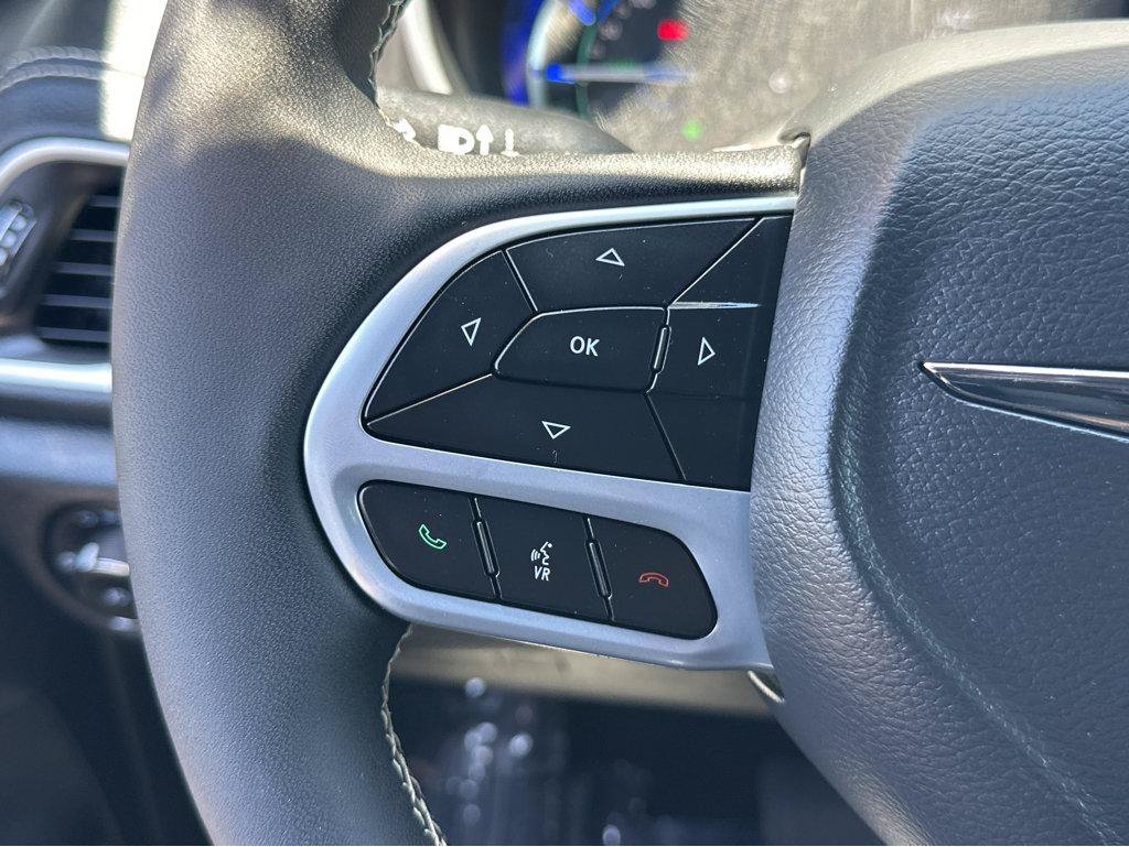 Used 2025 Chrysler Pacifica Select FWD image 22