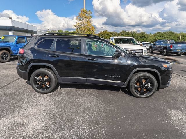 Used 2021 Jeep Cherokee Latitude Plus AWD/4WD image 20