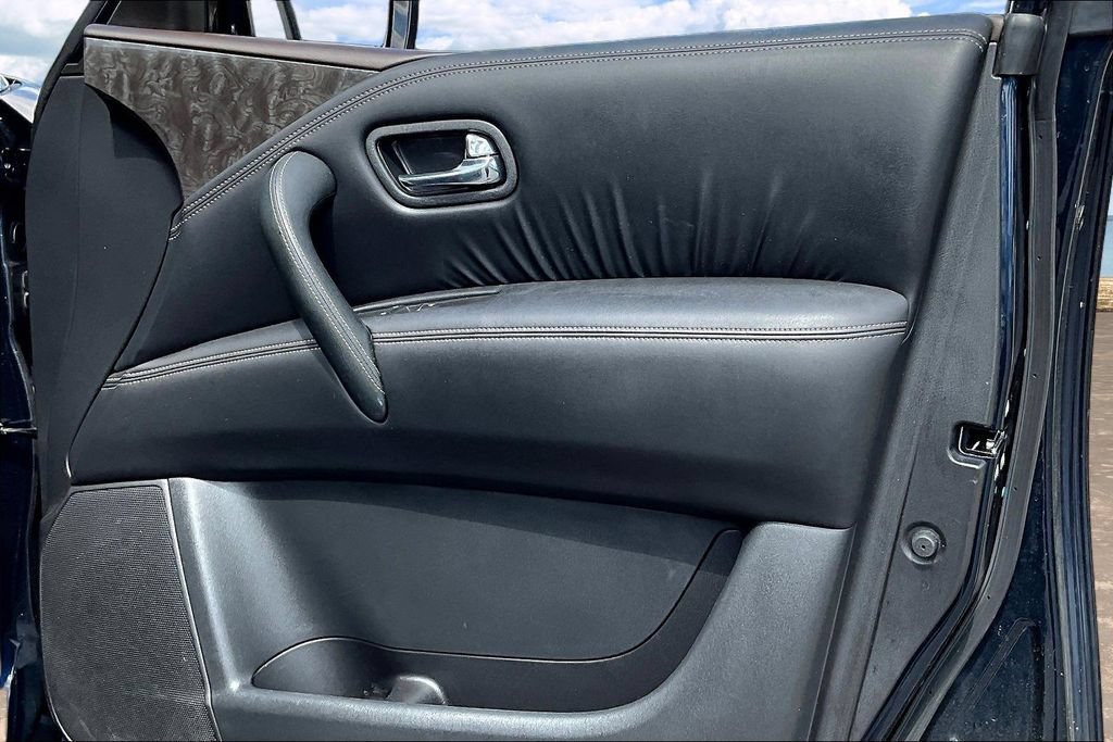 Used 2022 Nissan Armada Platinum w/ Captain's Chairs Package RWD image 28