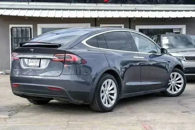 Used 2018 Tesla Model X 100D AWD/4WD image 15