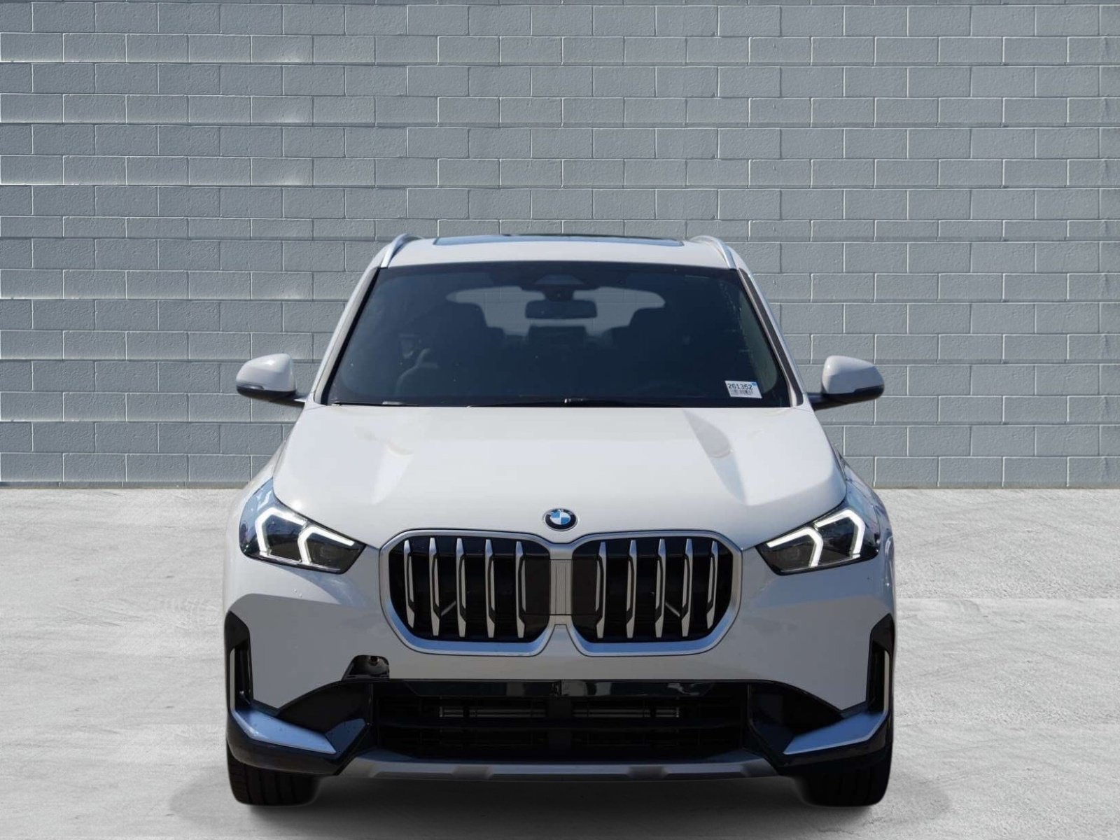 New 2026 BMW X1 xDrive28i w/ Convenience Package AWD/4WD image 2