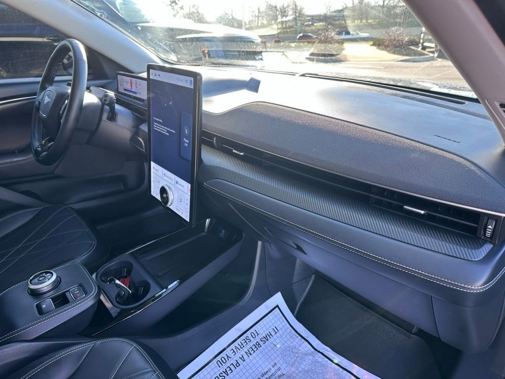 Used 2024 Ford Mustang Mach-E Select w/ Comfort Package Lite image 32