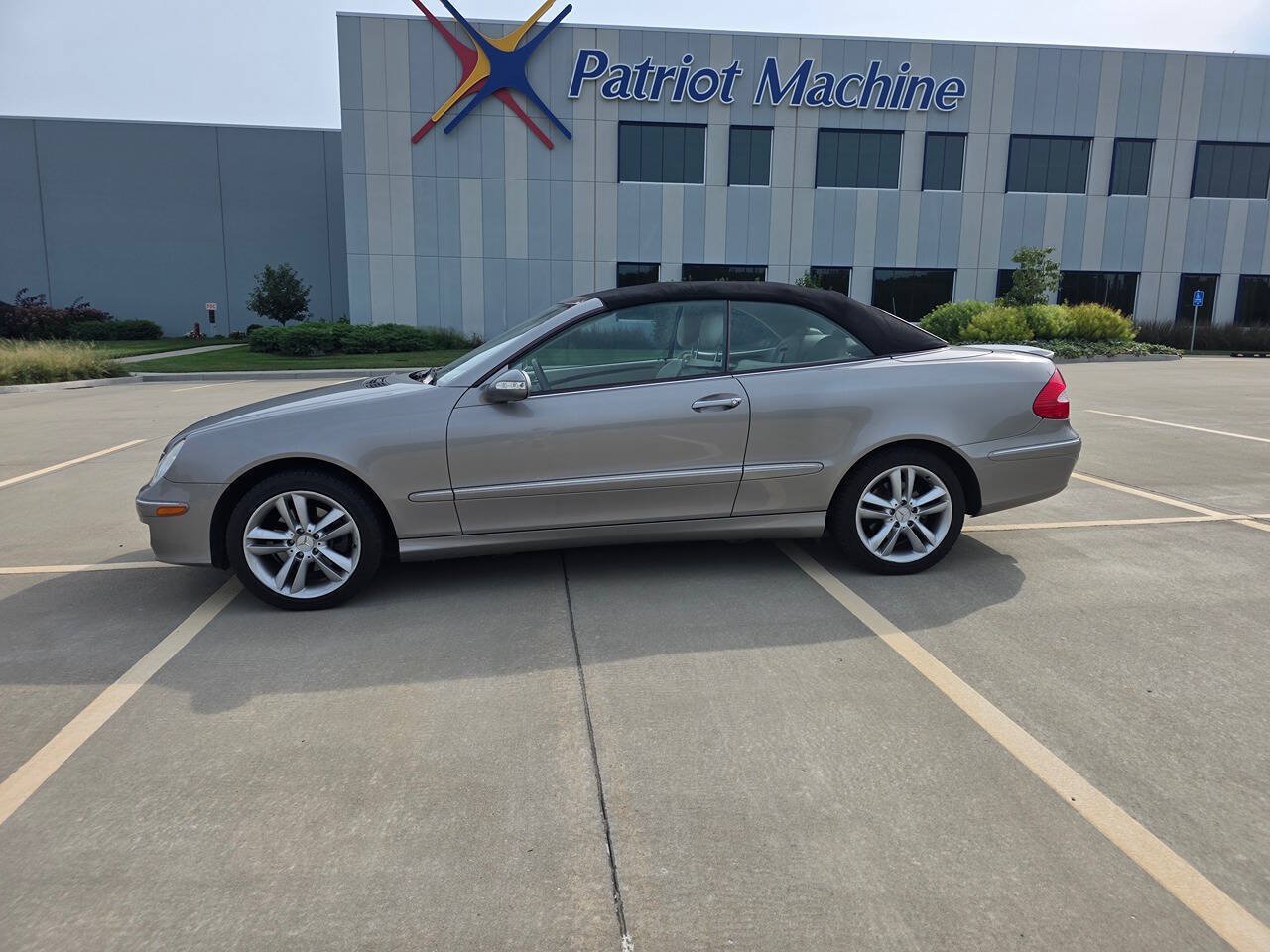 Used 2007 Mercedes-Benz CLK 350 Cabriolet image 3