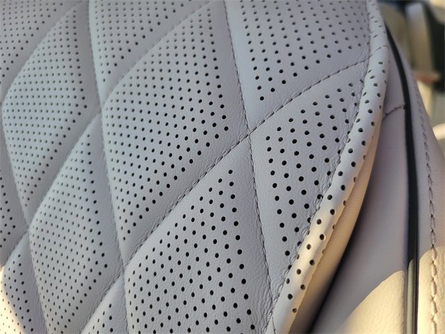 New 2026 Mercedes-Benz S 580 4MATIC Sedan image 17