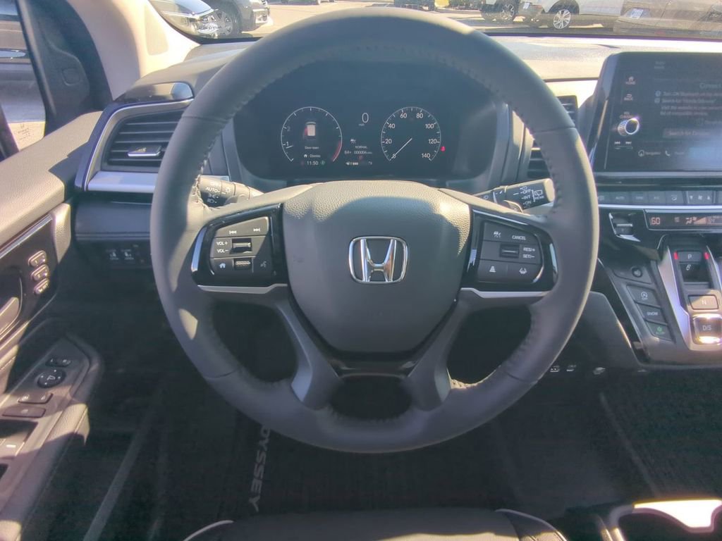 New 2026 Honda Odyssey Touring image 15
