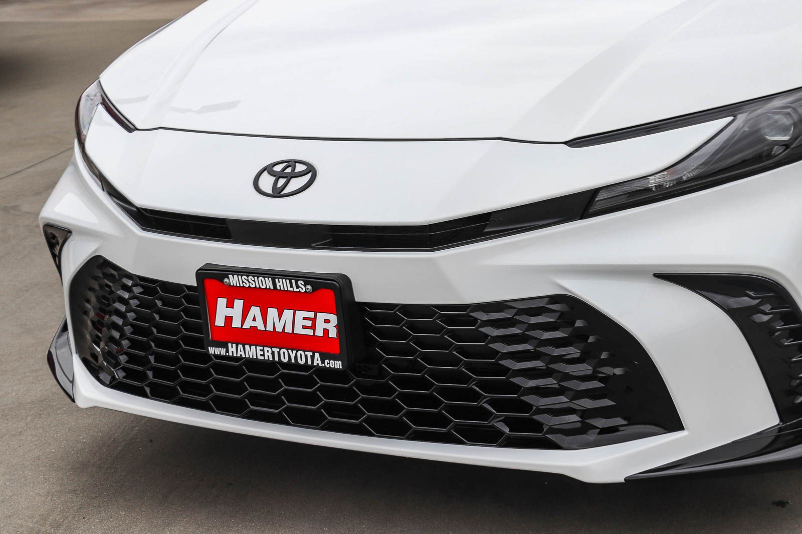 New 2026 Toyota Camry Hybrid image 10