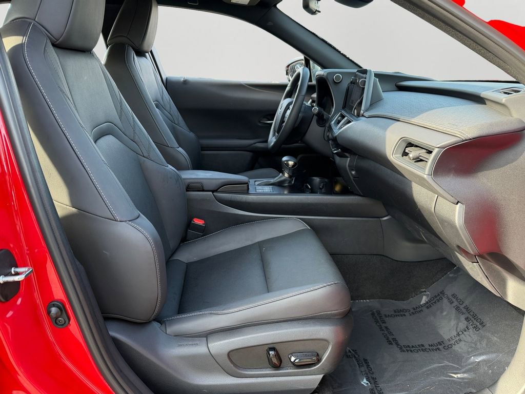 Used 2023 Lexus UX 250h F Sport w/ Accessory Package (Z1) image 8