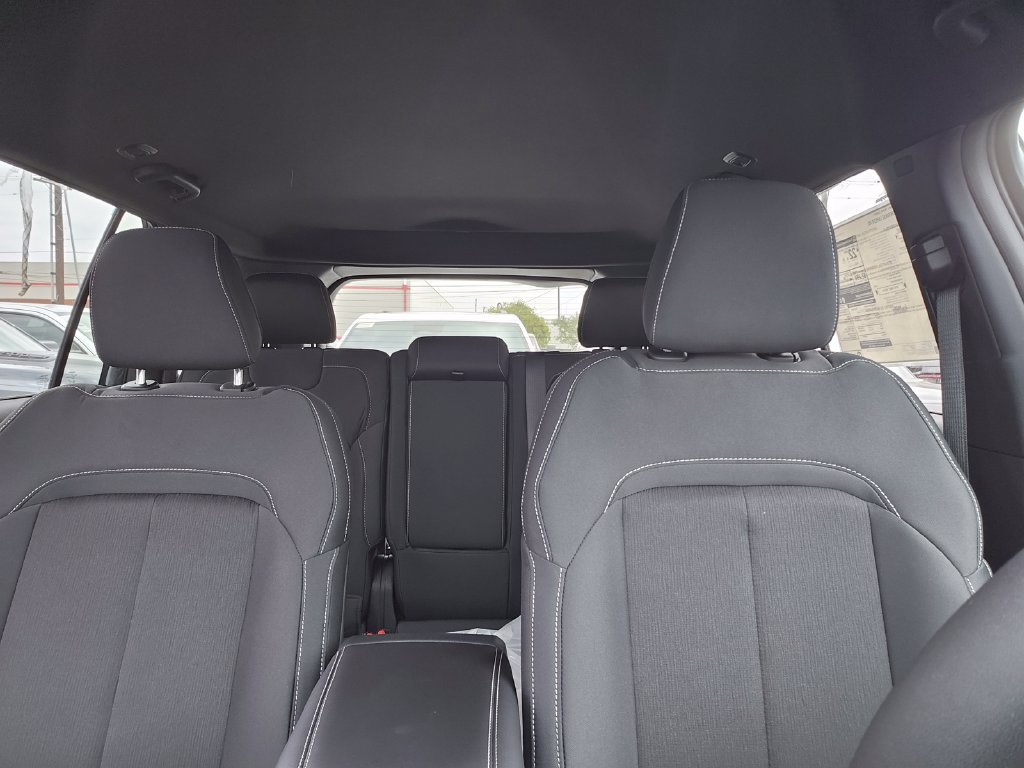 New 2026 Jeep Grand Cherokee Laredo RWD image 25
