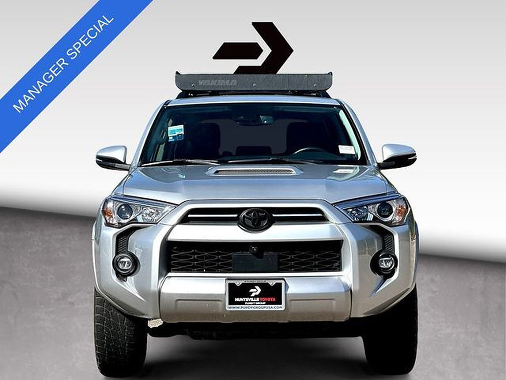 Used 2023 Toyota 4Runner TRD Off-Road Premium w/ Off Road Premium Plus Package AWD/4WD image 3