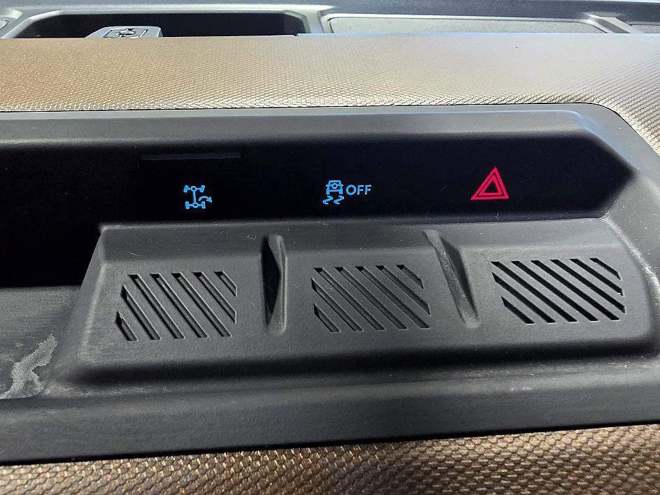 Used 2023 Ford Bronco Outer Banks image 18