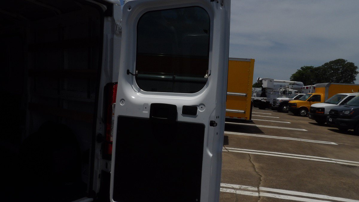 Used 2025 RAM ProMaster 2500 w/ U-Haul Equipment Group FWD image 22