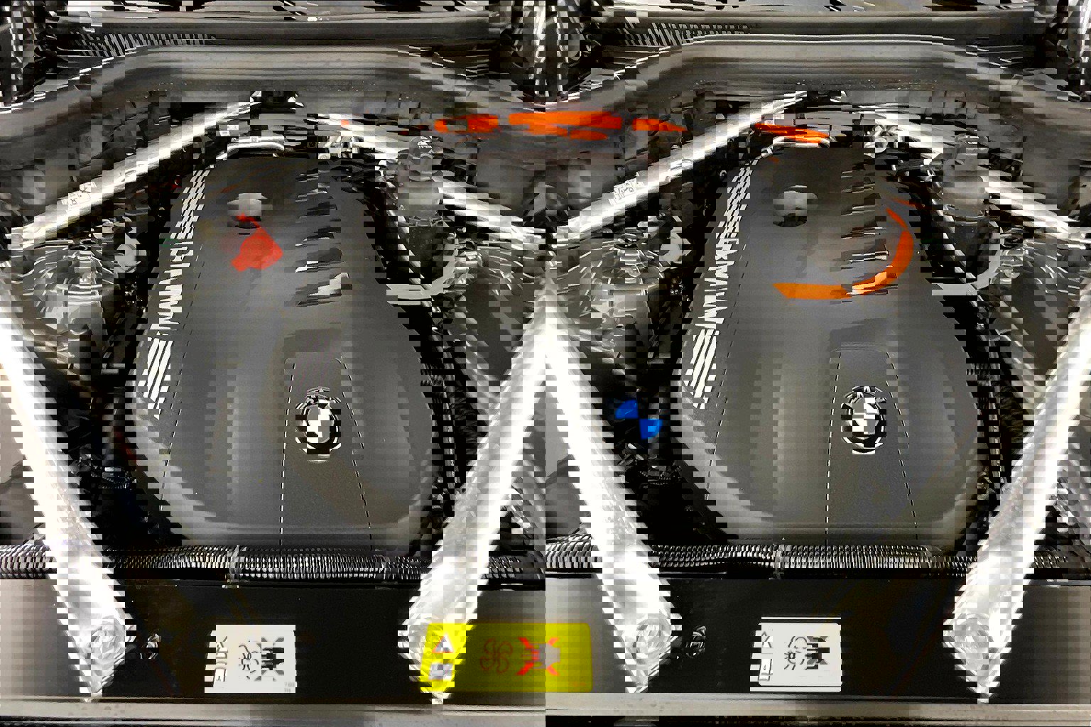 New 2026 BMW X5 xDrive50e image 15