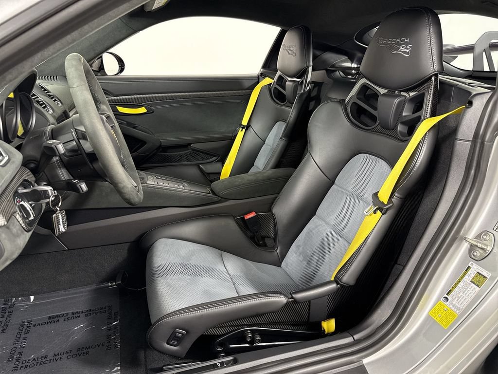 Certified 2024 Porsche 718 Cayman GT4 RS RWD image 5