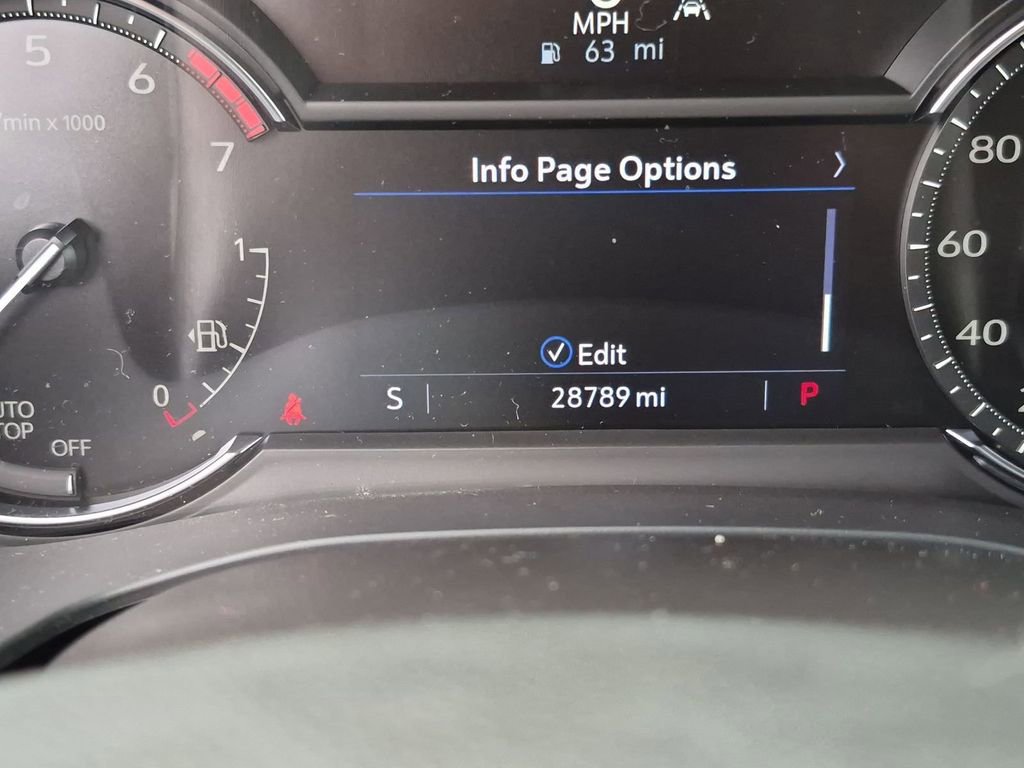 Certified 2023 Cadillac XT6 Luxury FWD image 4