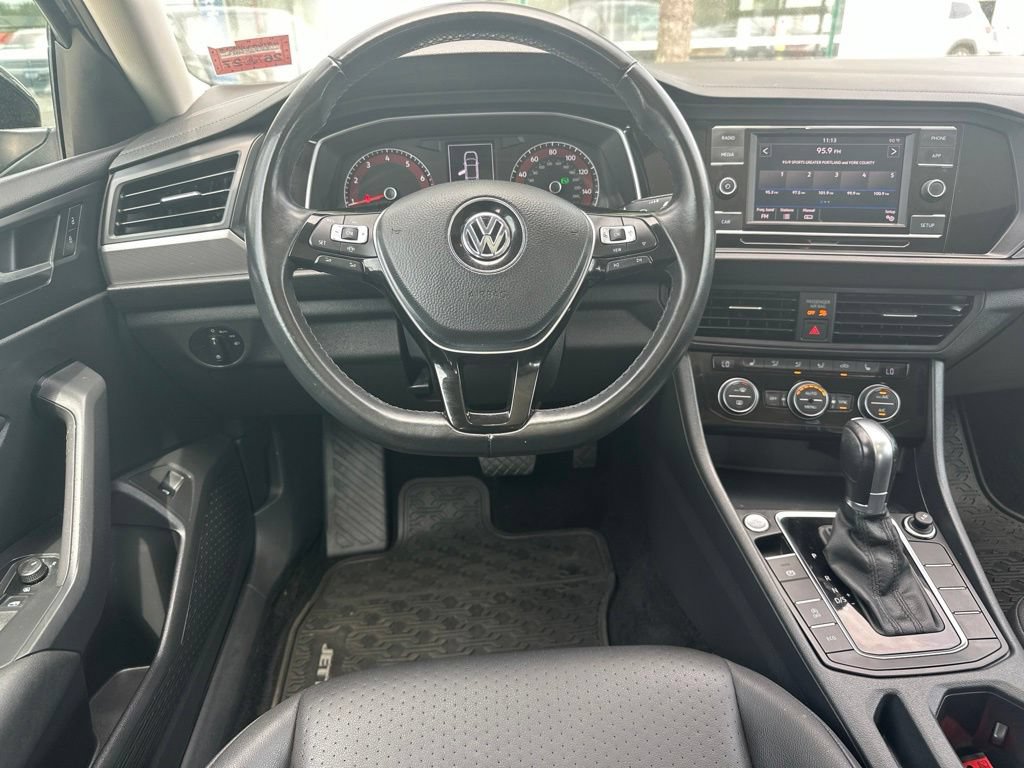 Used 2019 Volkswagen Jetta SE FWD image 16