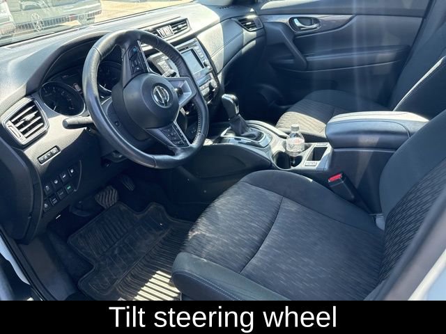 Used 2019 Nissan Rogue SV w/ Premium Package image 35