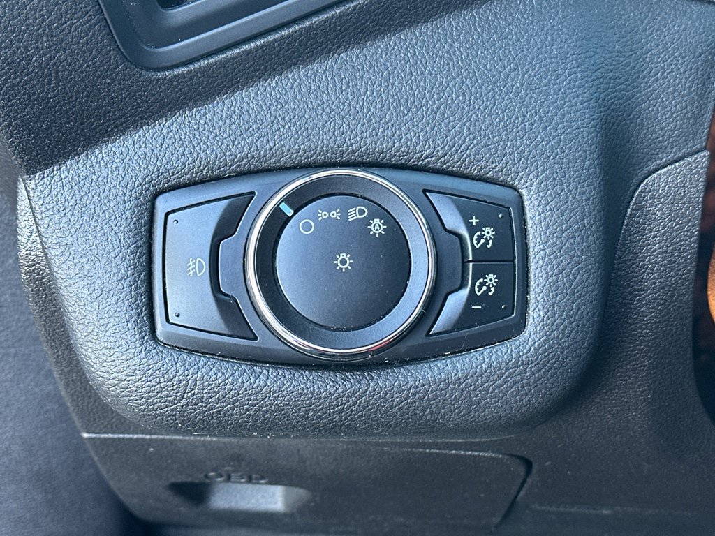 Used 2014 Ford Escape SE w/ Equipment Group 201A image 23