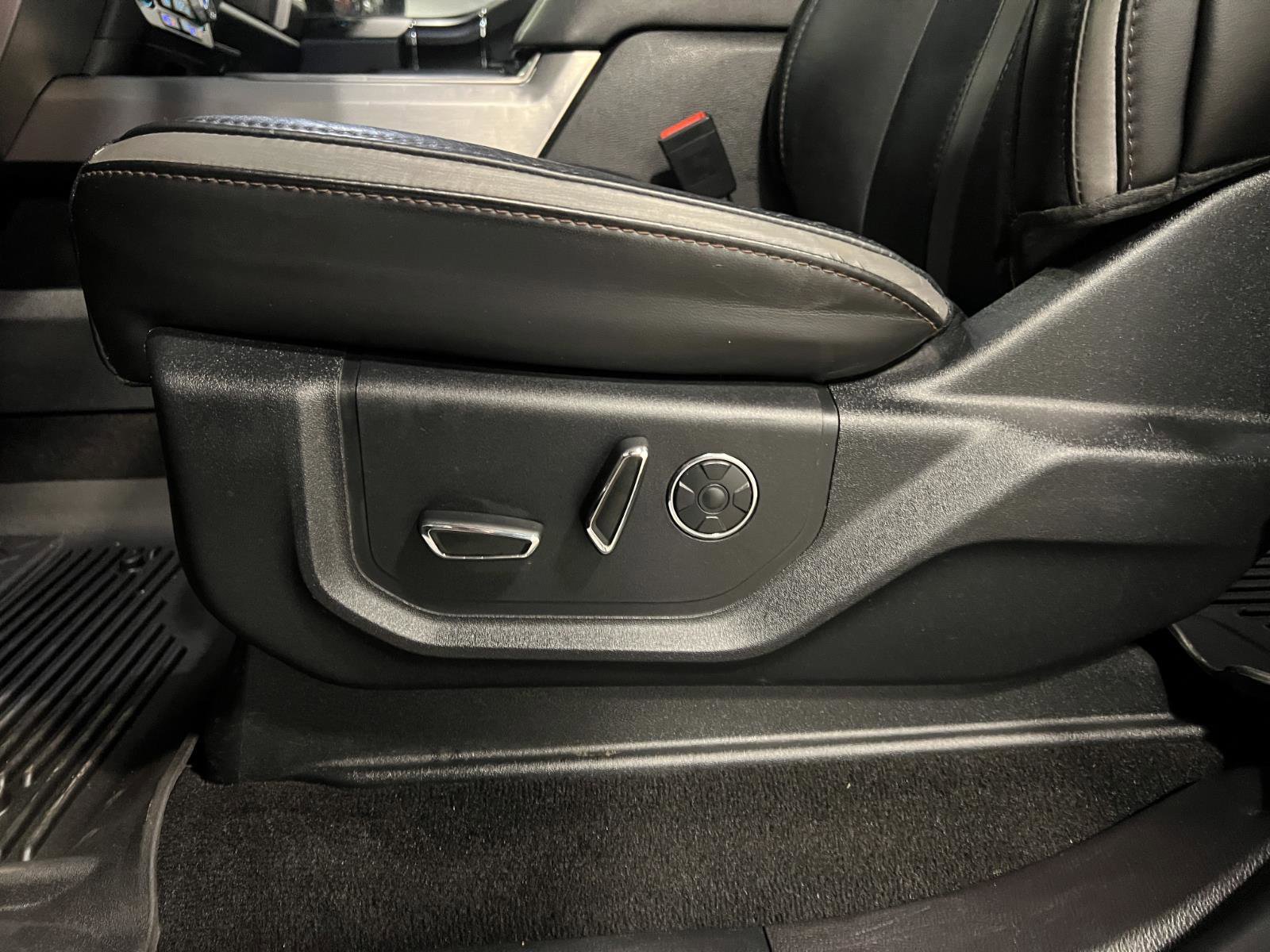 Used 2018 Ford F250 Platinum w/ Platinum Ultimate Package image 26