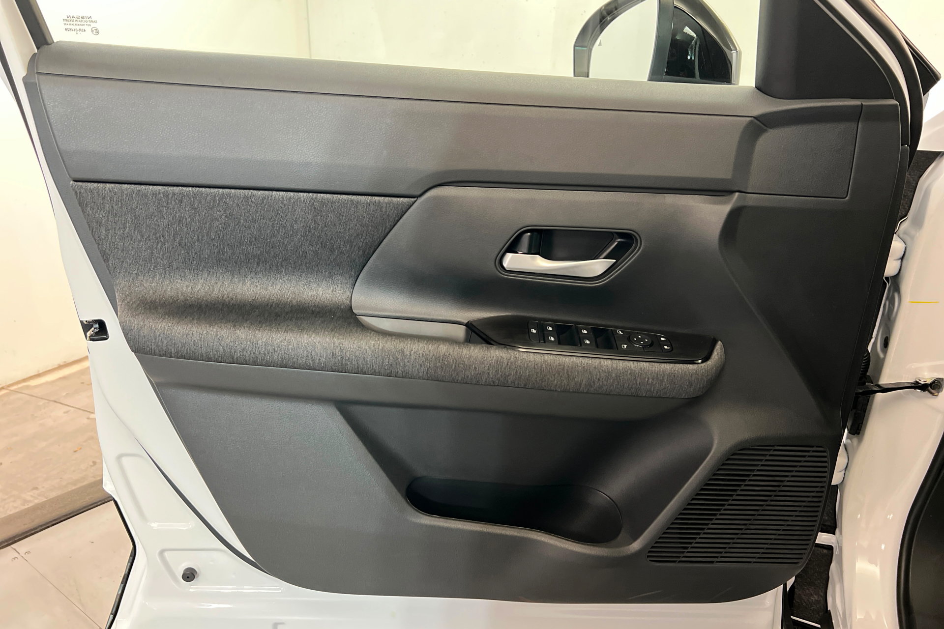 New 2026 Nissan Kicks SV w/ Cold Weather Package FWD image 14