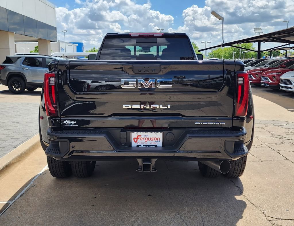 New 2026 GMC Sierra 3500 Denali Ultimate image 4