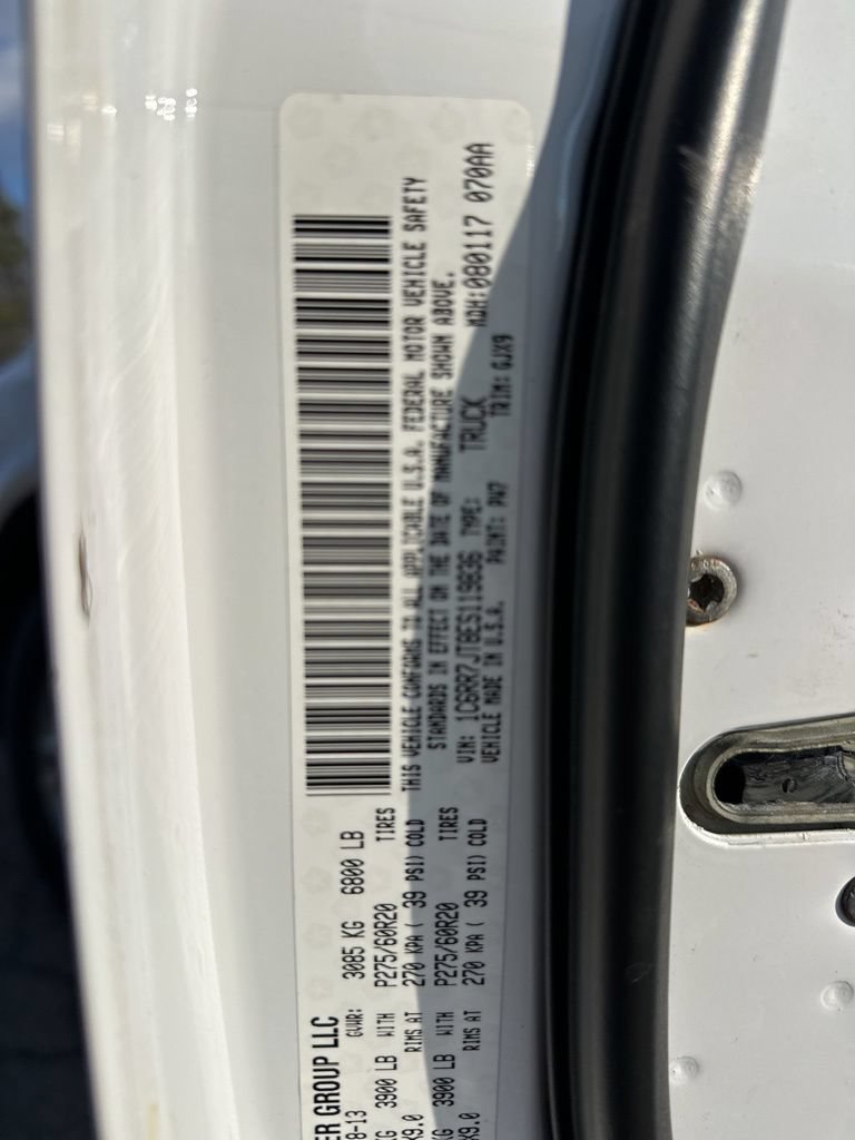 Used 2014 RAM 1500 Laramie AWD/4WD image 39