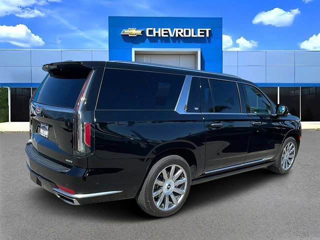 Used 2024 Cadillac Escalade ESV Premium Luxury Platinum AWD/4WD image 3