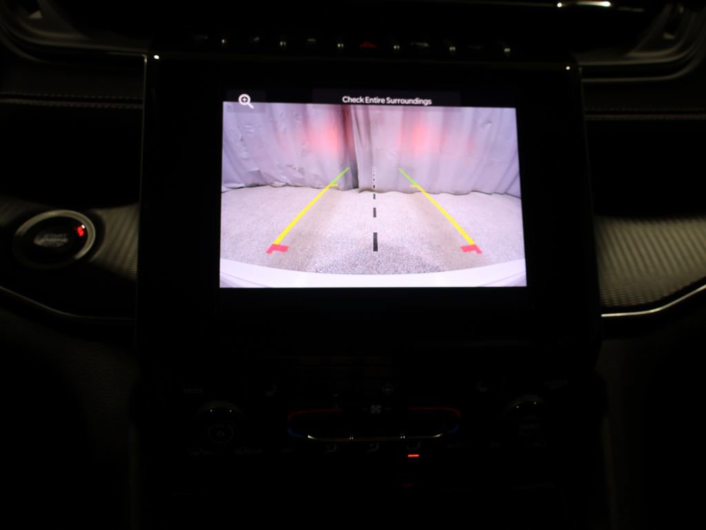 Used 2025 Jeep Grand Cherokee Laredo w/ Luxury Tech Group I image 25