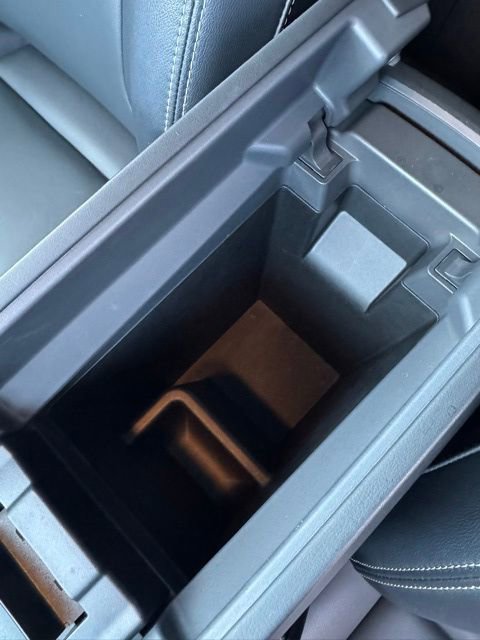 Used 2023 Nissan Rogue SL w/ SL Premium Package image 22