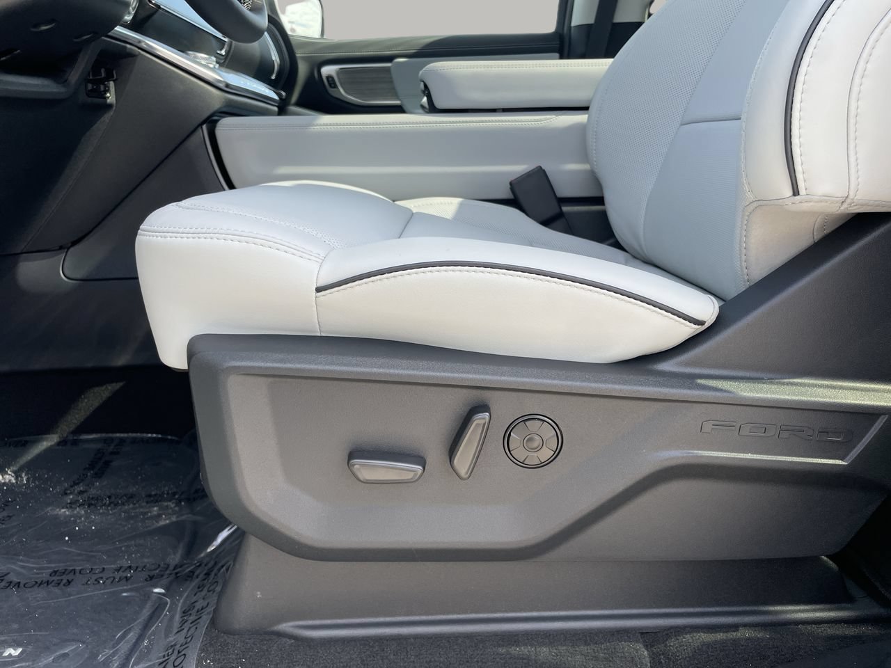 New 2027 Ford Expedition Max Platinum AWD/4WD image 22