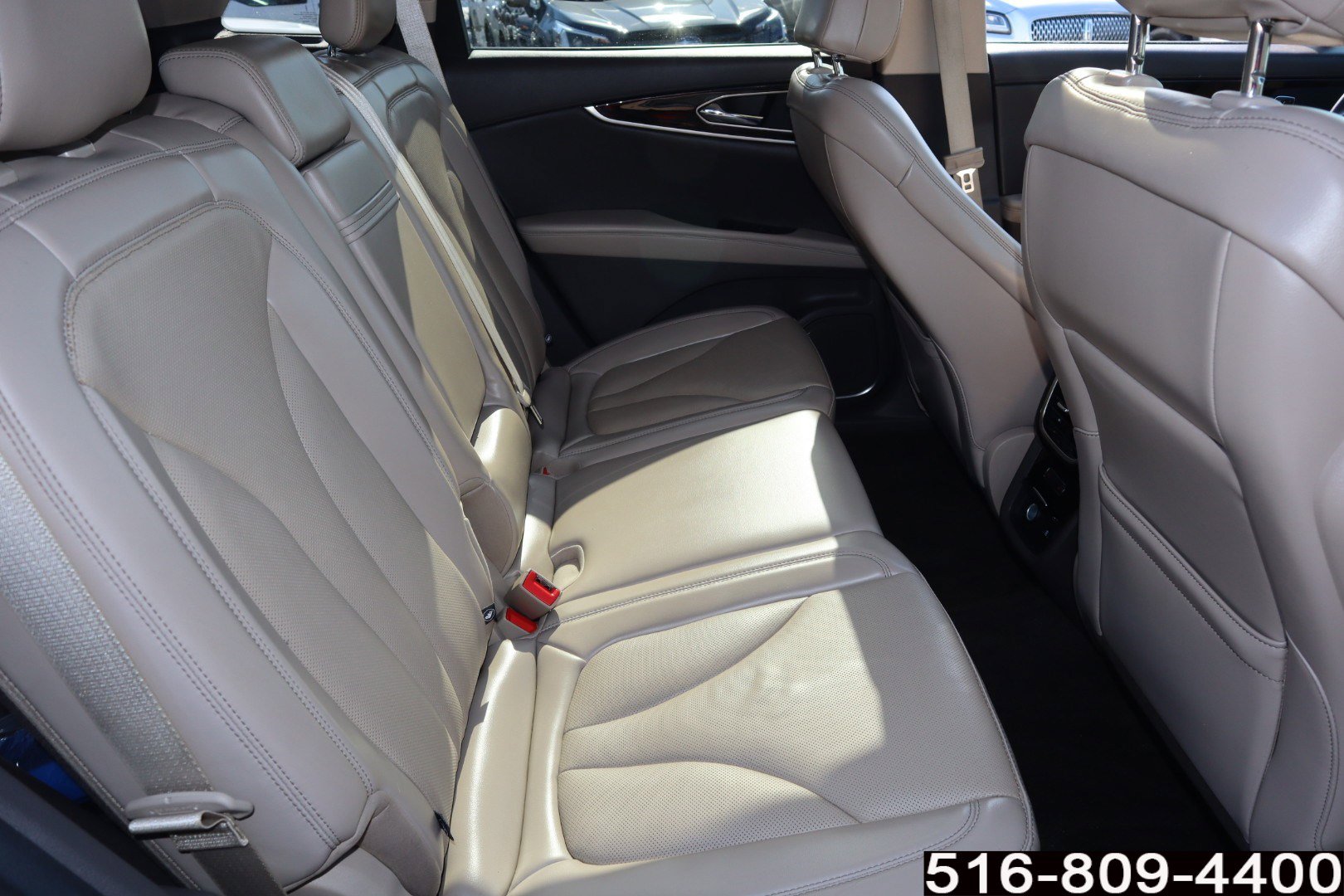 Used 2023 Lincoln Nautilus Reserve image 24