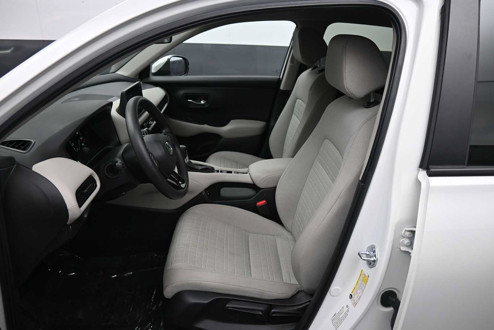 Certified 2026 Honda HR-V LX image 17