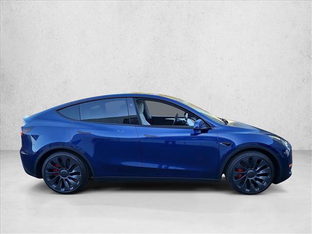 Used 2025 Tesla Model Y Performance AWD/4WD image 4