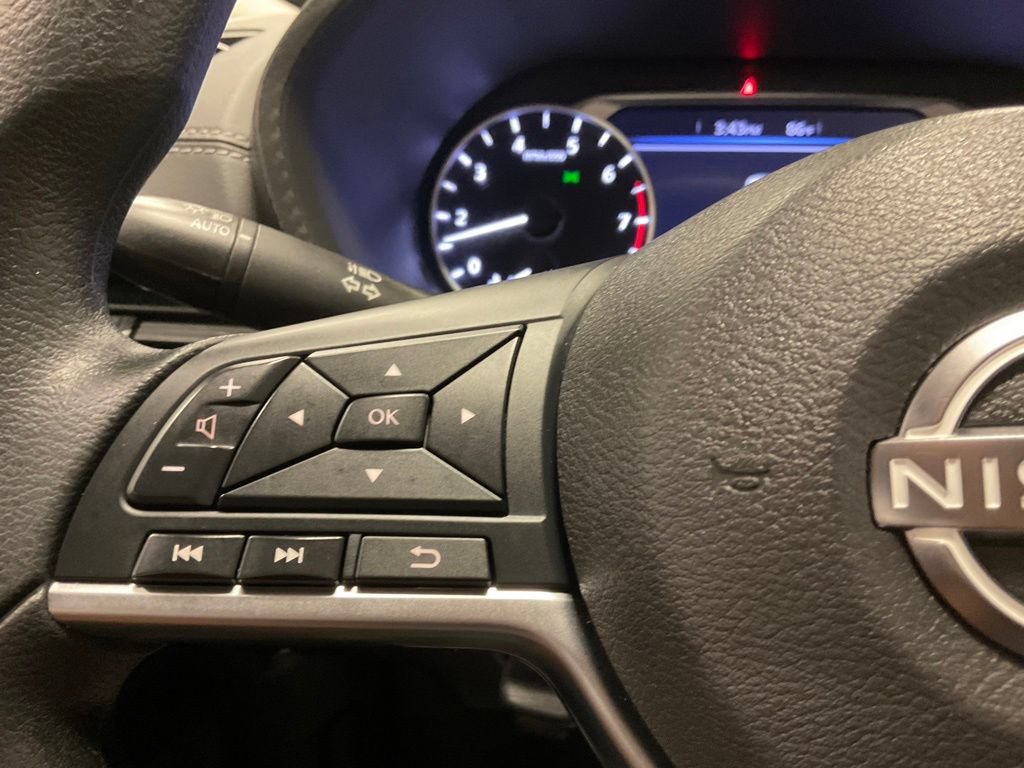 Used 2025 Nissan Sentra SV FWD image 20