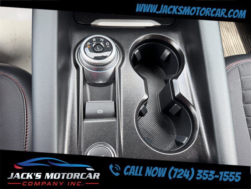 Used 2025 Ford Explorer ST-Line w/ ST-Line Street Pack AWD/4WD image 19