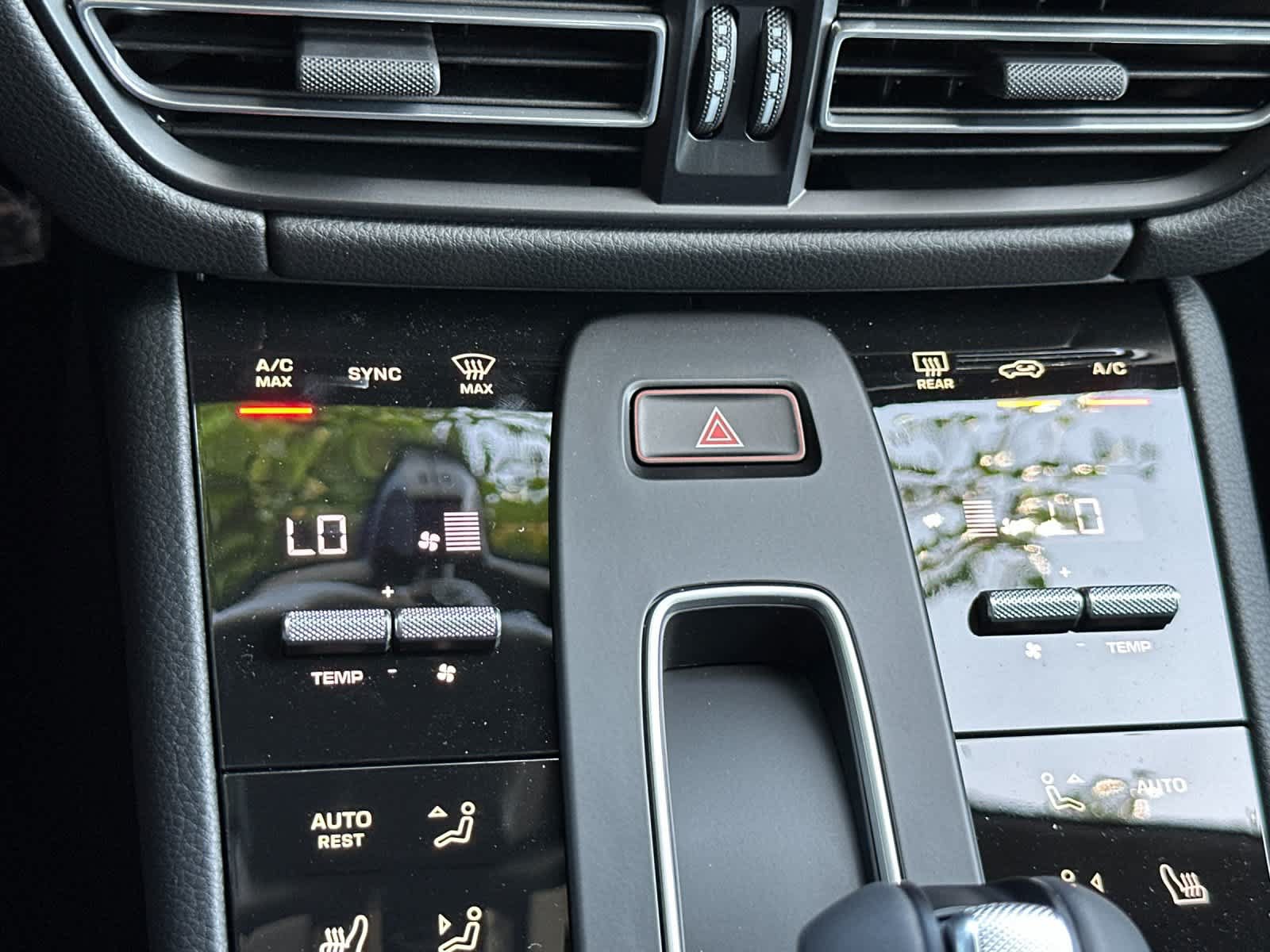 New 2026 Porsche Macan AWD/4WD image 24