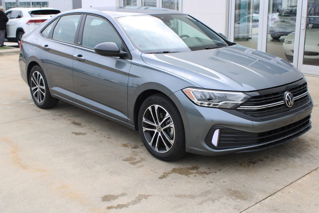 Certified 2024 Volkswagen Jetta Sport image 1