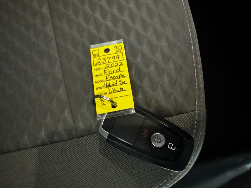 Used 2022 Ford Escape SE FWD image 42