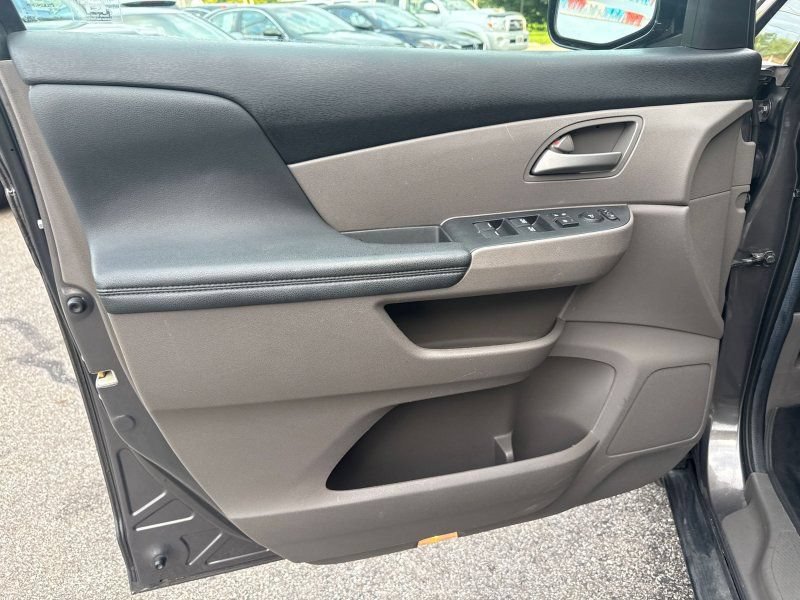 Used 2012 Honda Odyssey EX image 15