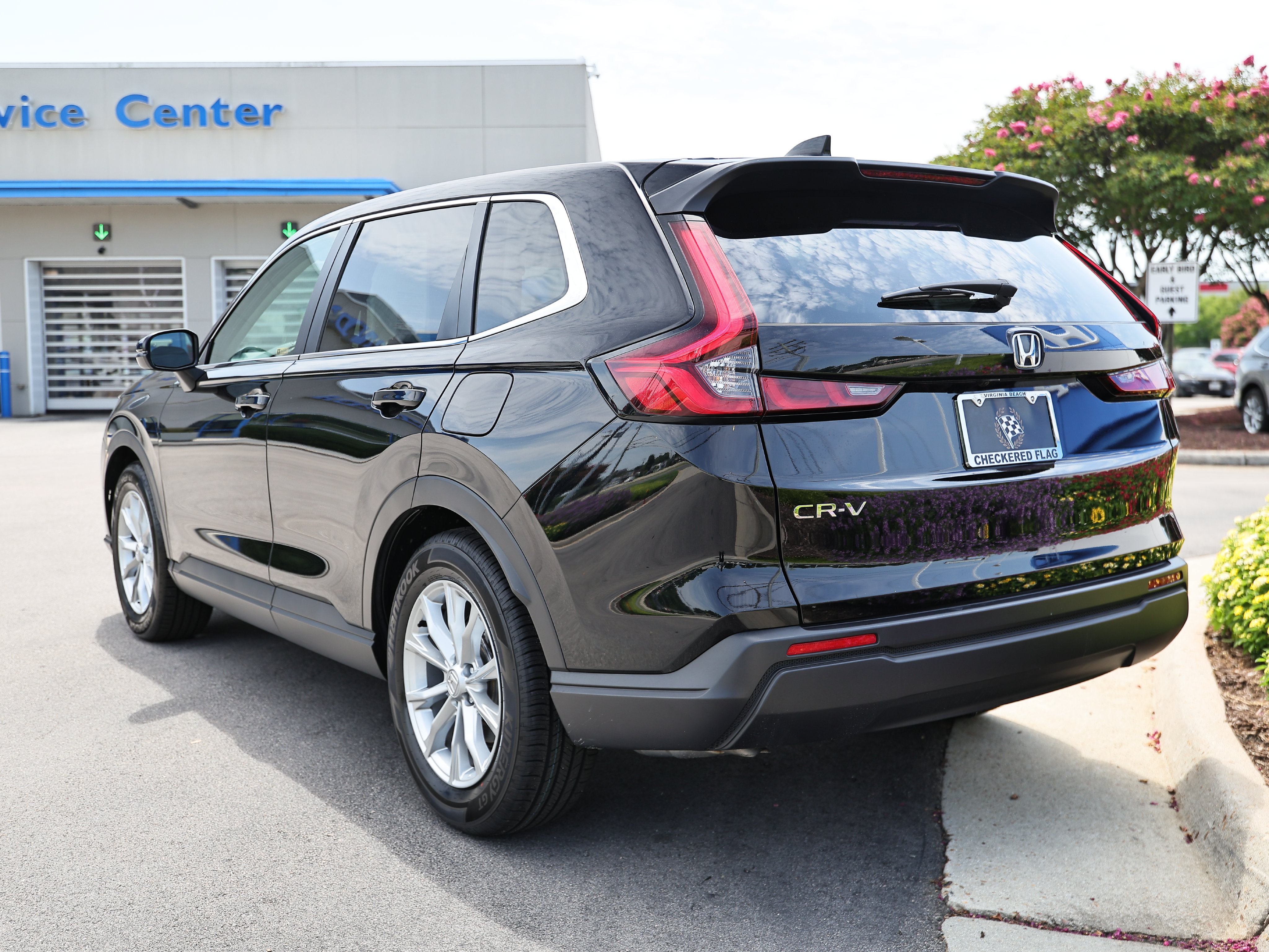 Used 2025 Honda CR-V EX image 7