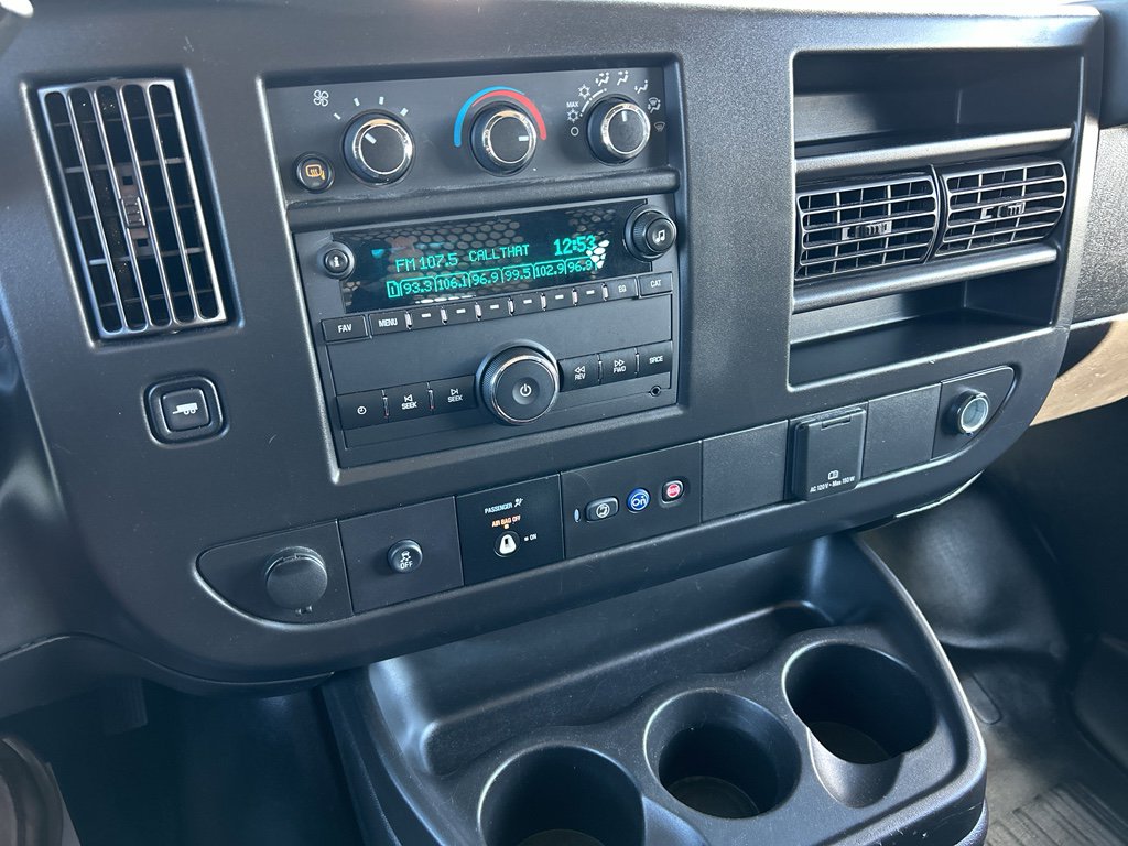 Used 2024 GMC Savana 2500 w/ Driver Convenience Package image 17