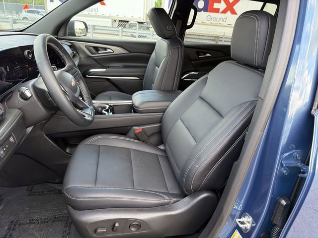 Certified 2026 Chevrolet Traverse LT FWD image 21