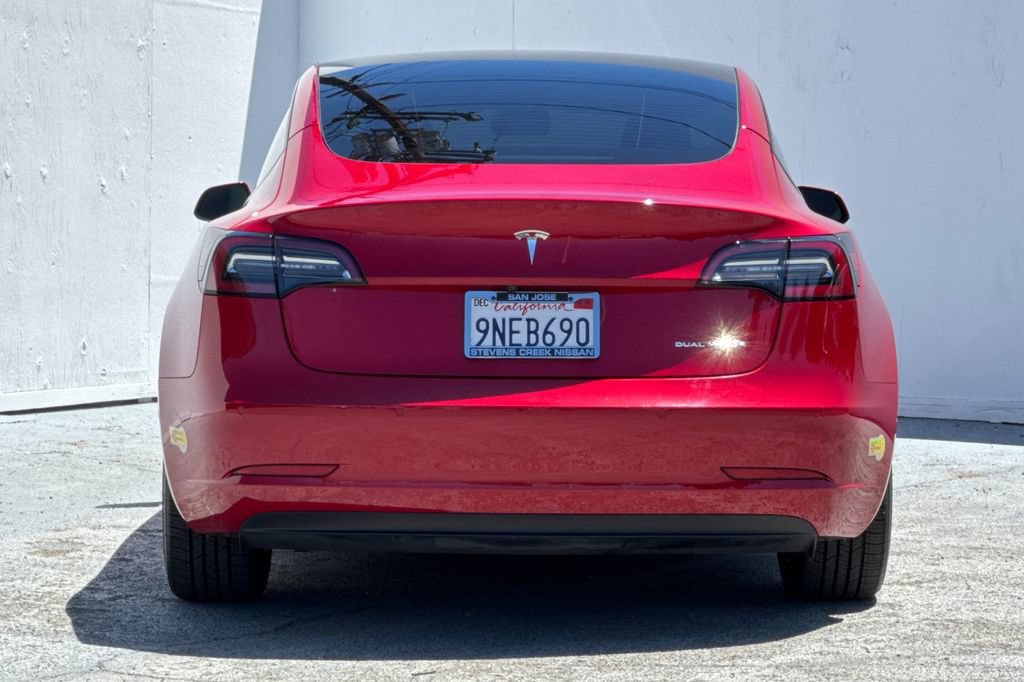 Used 2022 Tesla Model 3 Long Range AWD/4WD image 4