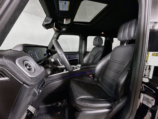 Used 2023 Mercedes-Benz G 550 image 11