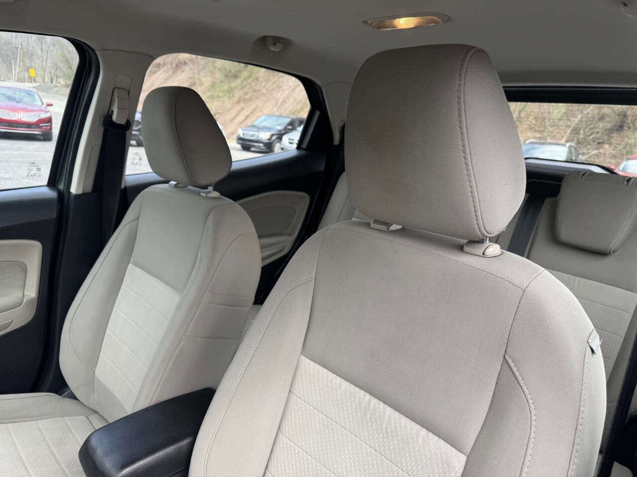 Used 2019 Ford EcoSport S AWD/4WD image 16