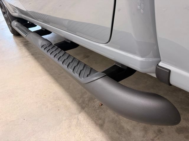 Used 2024 Chevrolet Silverado 1500 RST AWD/4WD image 16