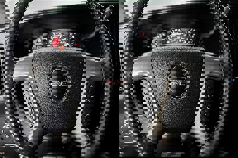 Used 2014 GMC Savana 1500 image 20